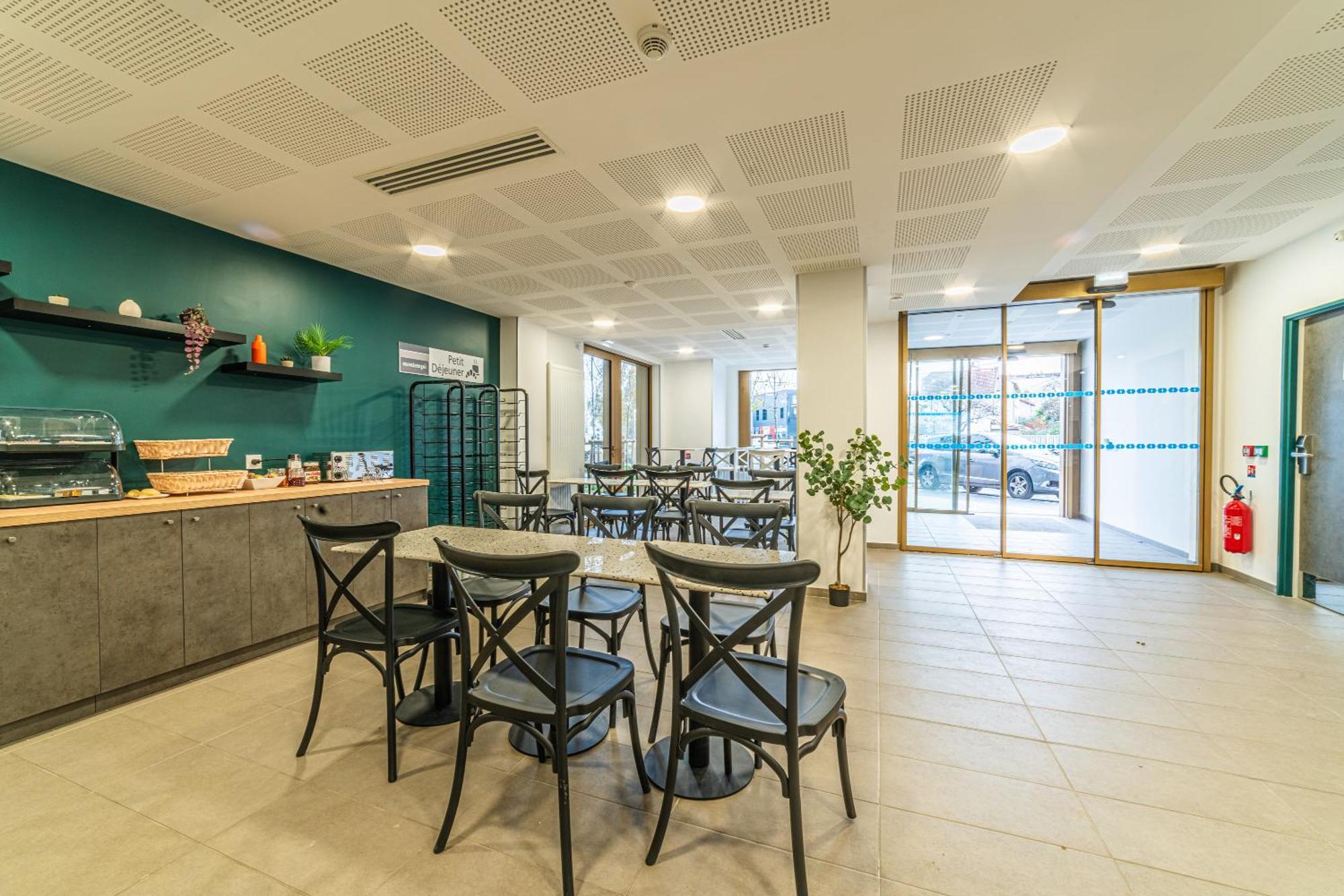 Aparthotel Montempo Paris Le Sec *