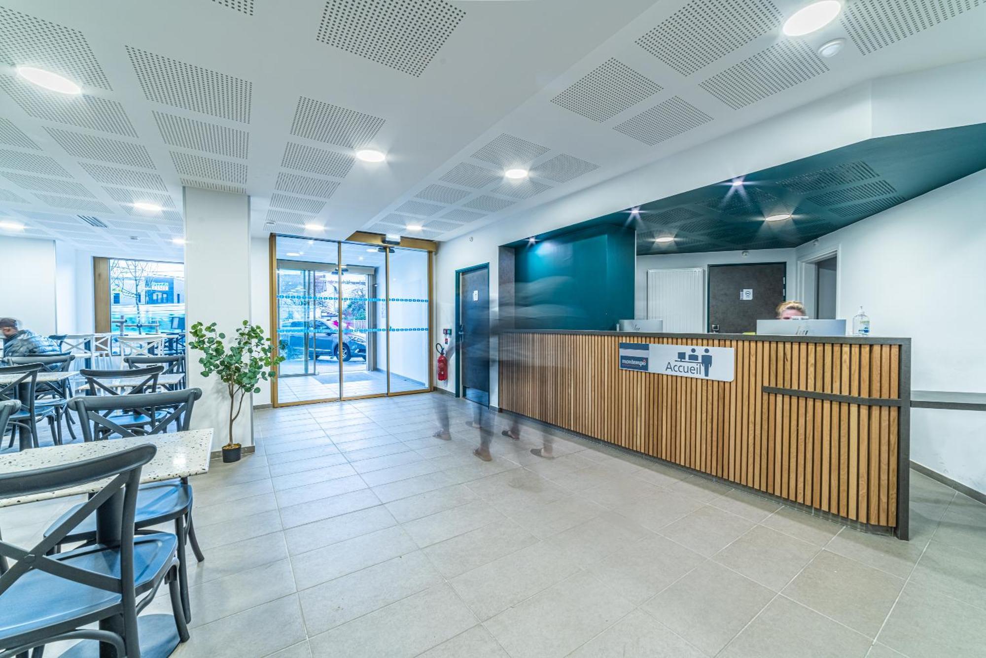 Montempo Paris Le Sec Aparthotel
